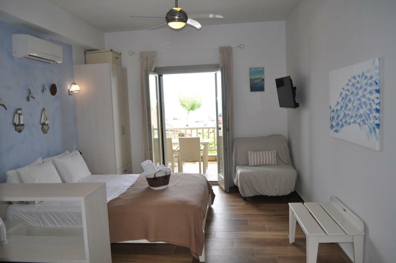 Studios Yalos Хорефто Екстериор снимка