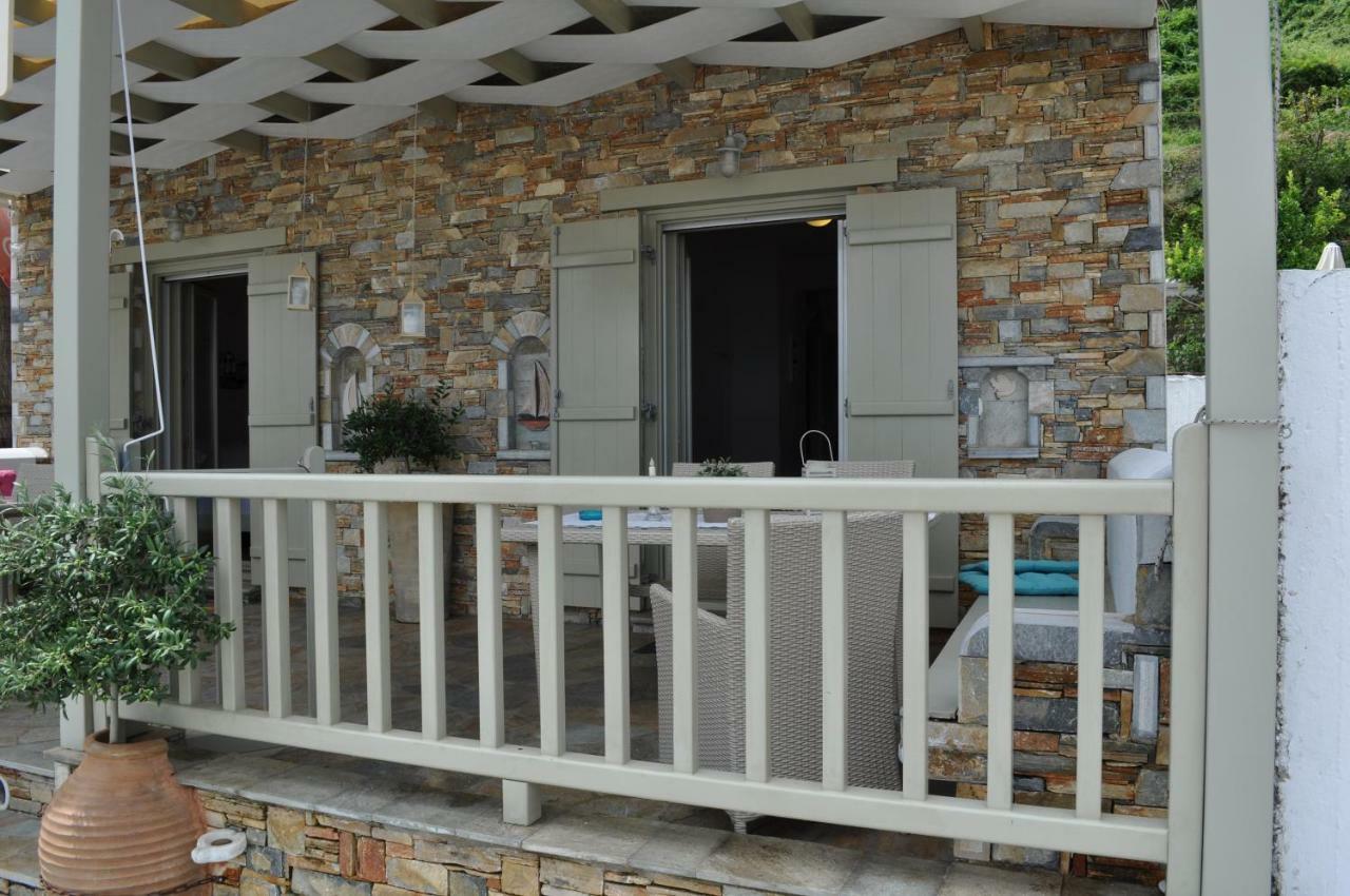 Studios Yalos Хорефто Екстериор снимка
