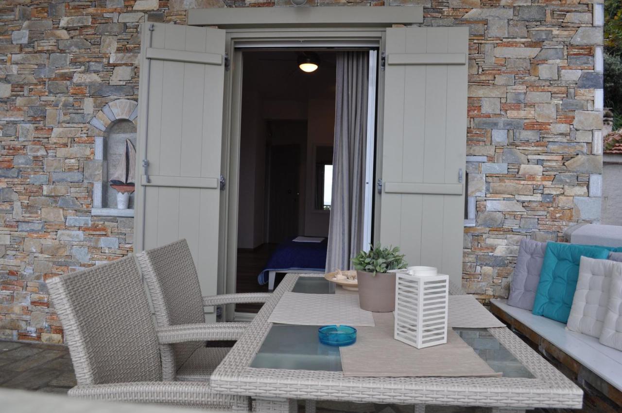 Studios Yalos Хорефто Екстериор снимка